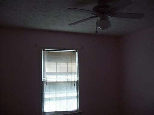 4th image of 259 Cedar Mill Ln