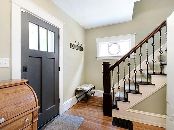 3rd image of 244 Mainzer St