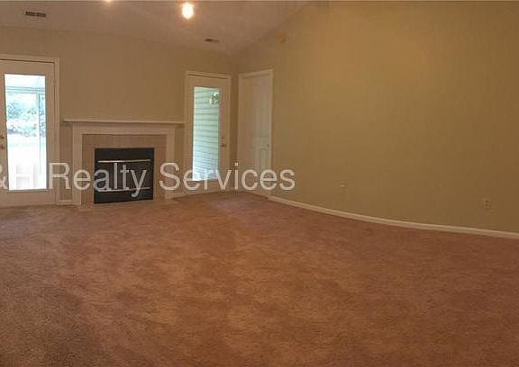 5th image of 1530 Park Vista Ct