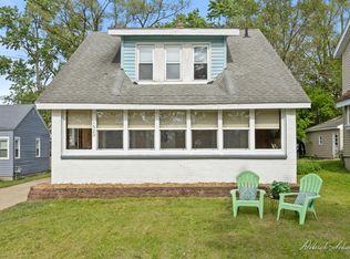 1520 Silver Creek Ave SE, Grand Rapids, MI 49507