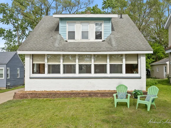 1520 Silver Creek Ave SE, Grand Rapids, MI 49507