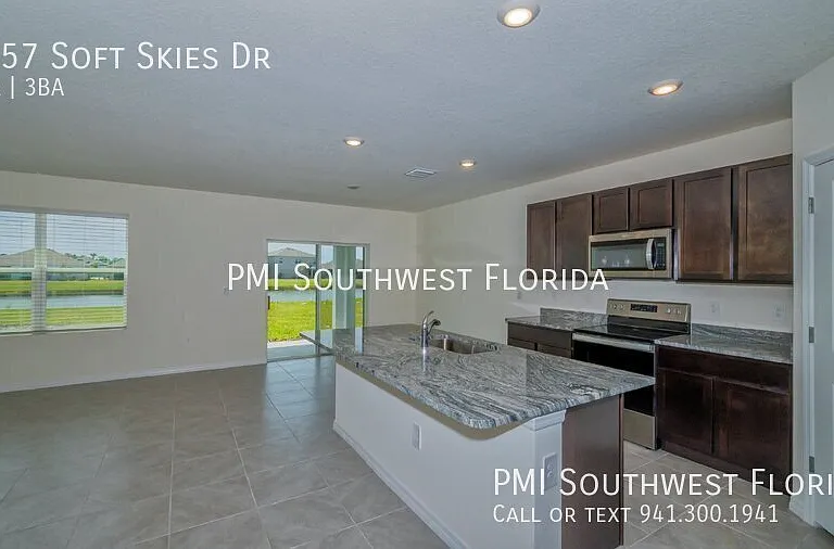 5657 Soft Skies Dr — Photo 66