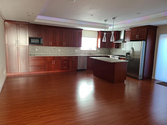 Kitchen and nook View from Main entrance