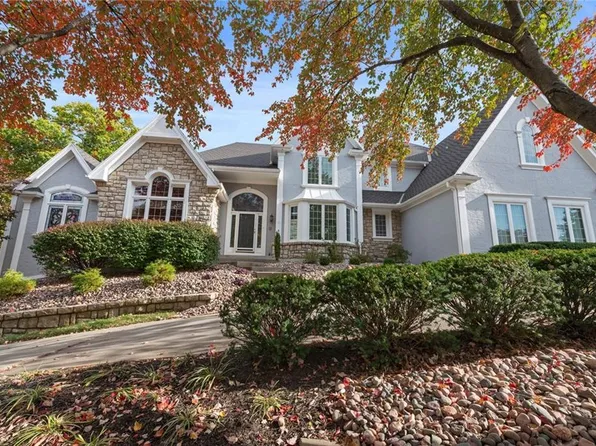 5929 N Mattox Rd, Kansas City, MO 64151