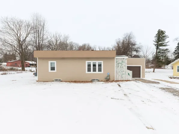 6518 Harrison Ave, Rockford, IL 61108