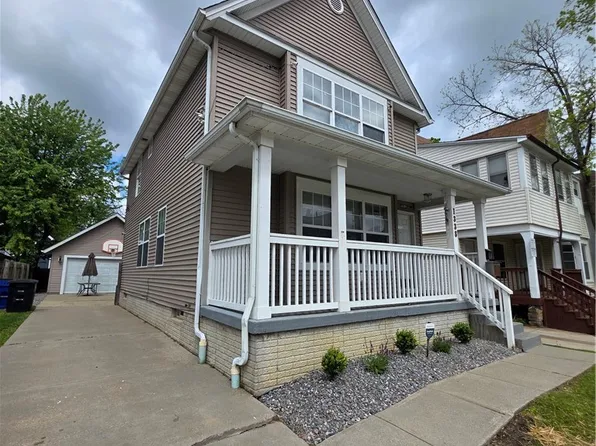 1338 W 89th St, Cleveland, OH 44102