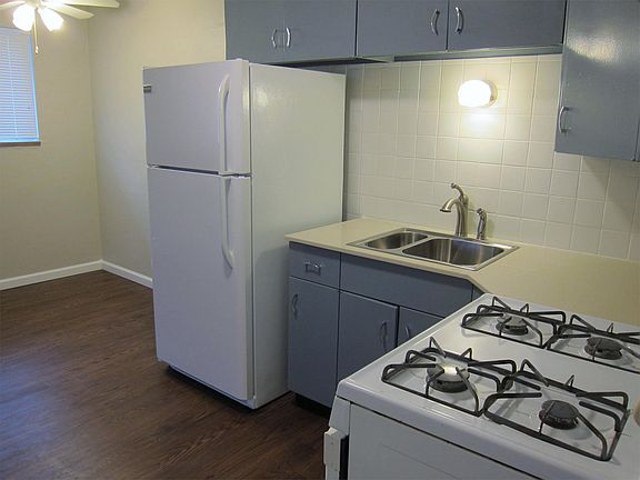 2nd image of 1955 President St APT B