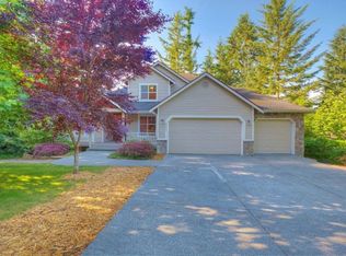 25527 SE Mirrormont Blvd, Issaquah, WA 98027