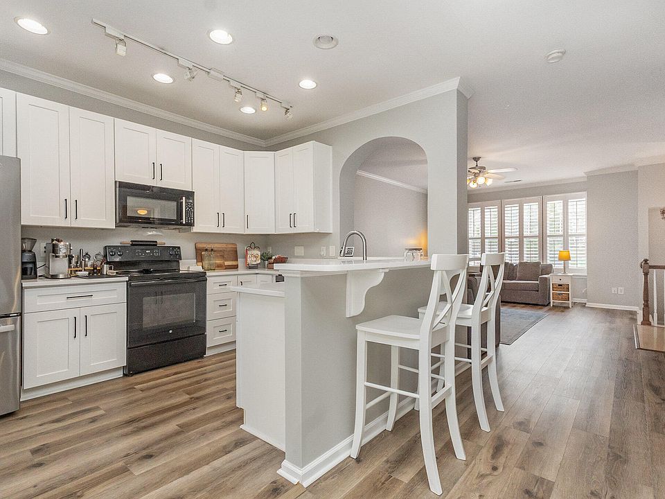 1st image of 5905 Cameo Glass Way