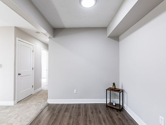 5th image of 150 E Broadway St APT 14
