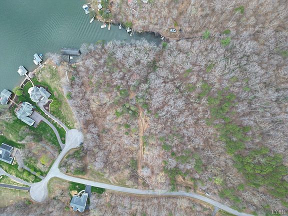 2nd image of 0 Lakes Edge Dr Lot 12-13
