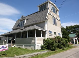 26 High St, East Boothbay, ME 04544
