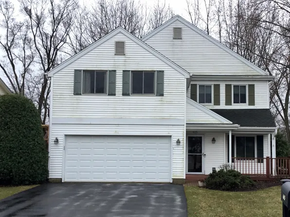 615 Cortland Dr, Lake Zurich, IL 60047