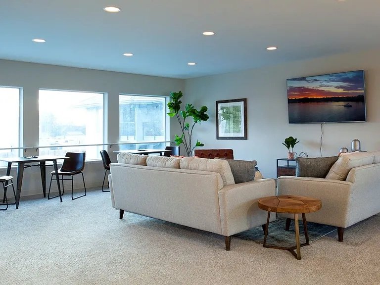 Evergreen Ridge Apartments — Photo 23