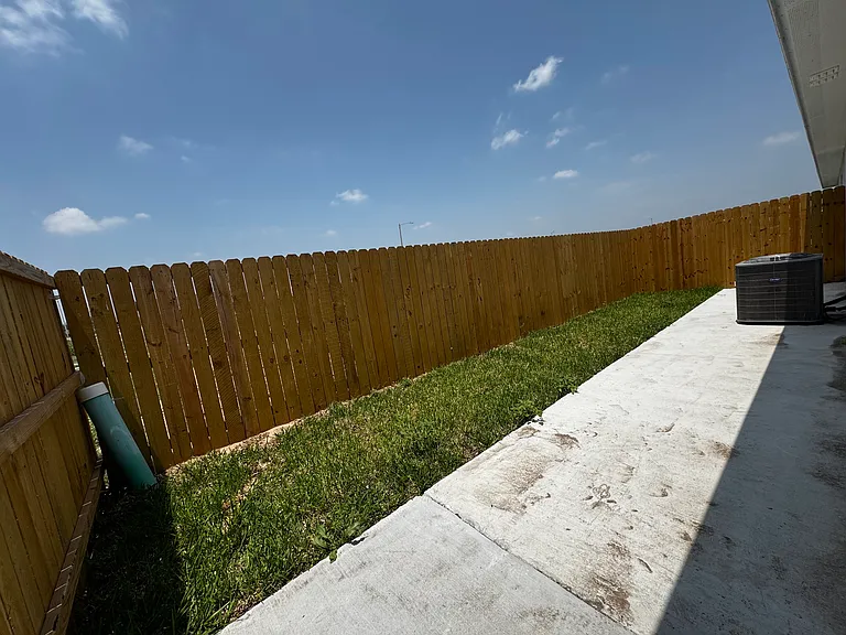 3704 Ventura Ave #3 — Photo 10