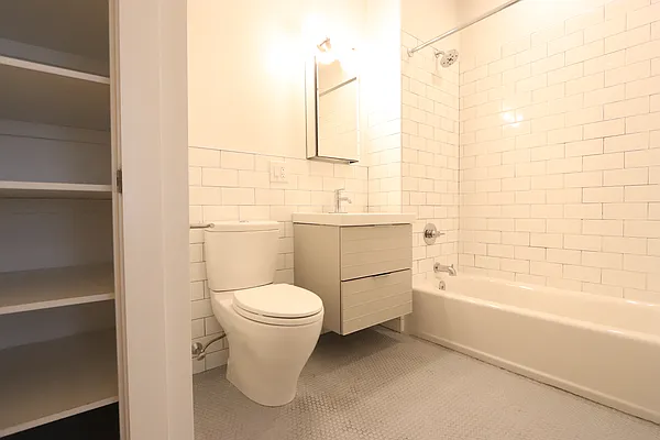 Rented by Nooklyn NYC LLC | media 5