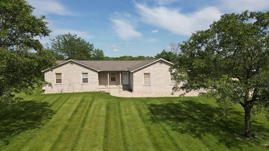 Real estate listing image