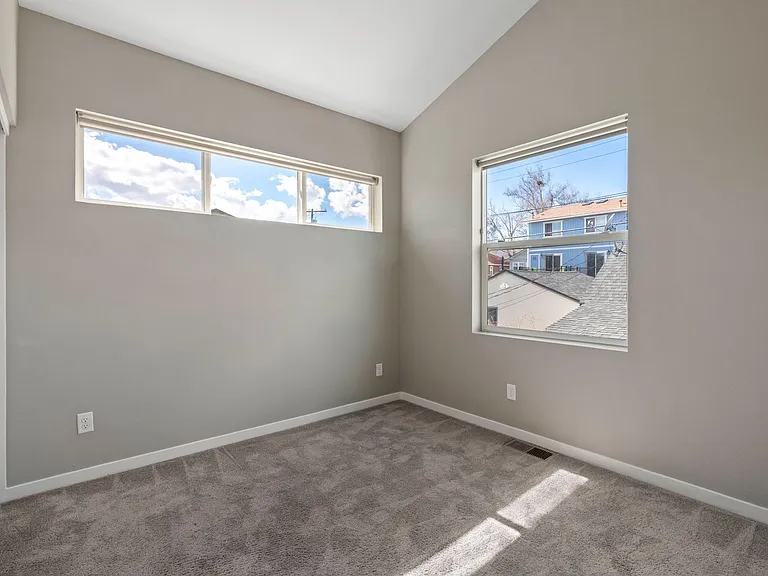 809 Forest St — Photo 15