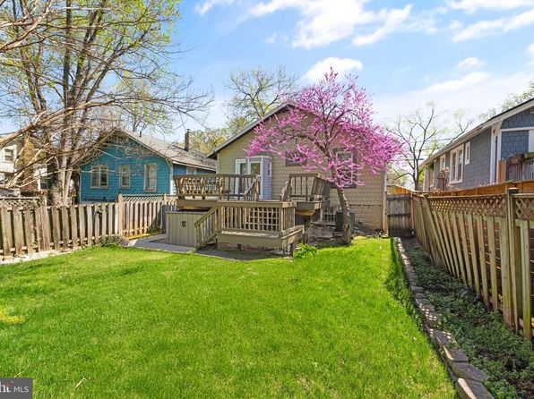2610 Hamlin St NE, Washington, DC 20018