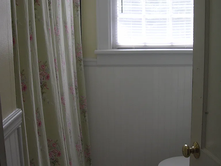 12 Henderson St #12 — Photo 10