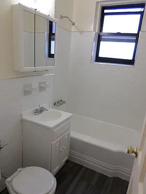 Rented by Voro, LLC | media 12