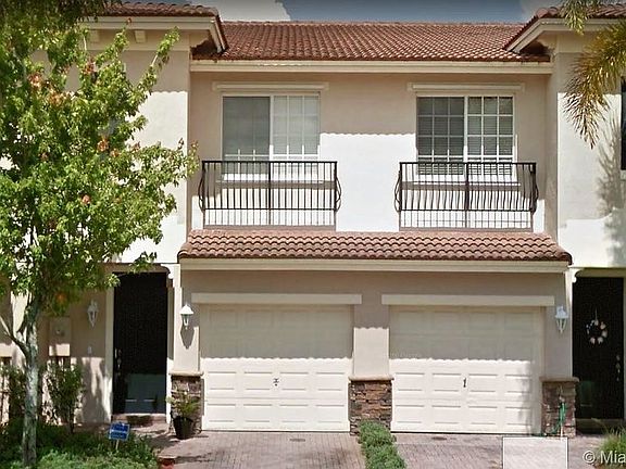2nd image of 209 Las Brisas Cir #209
