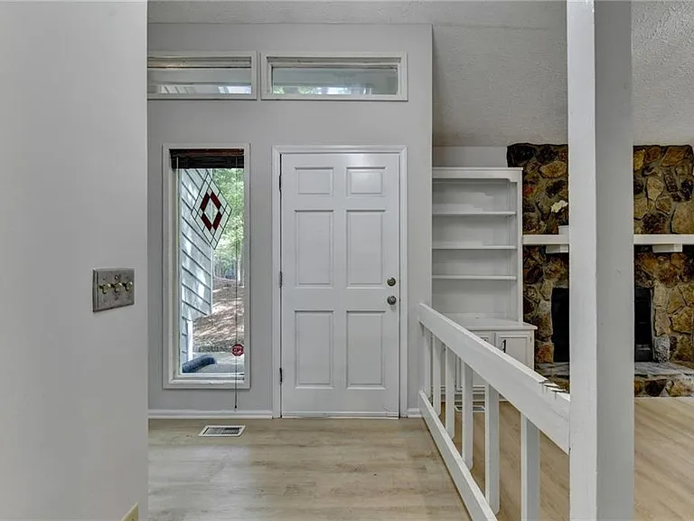 5100 Forest Mist Dr SE — Photo 2