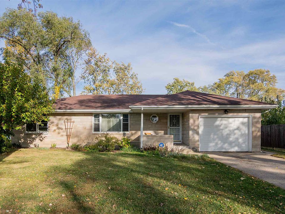 1st image of 2304 N Pauline Ave