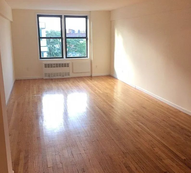 2nd image of 2300 Ocean Ave APT 3