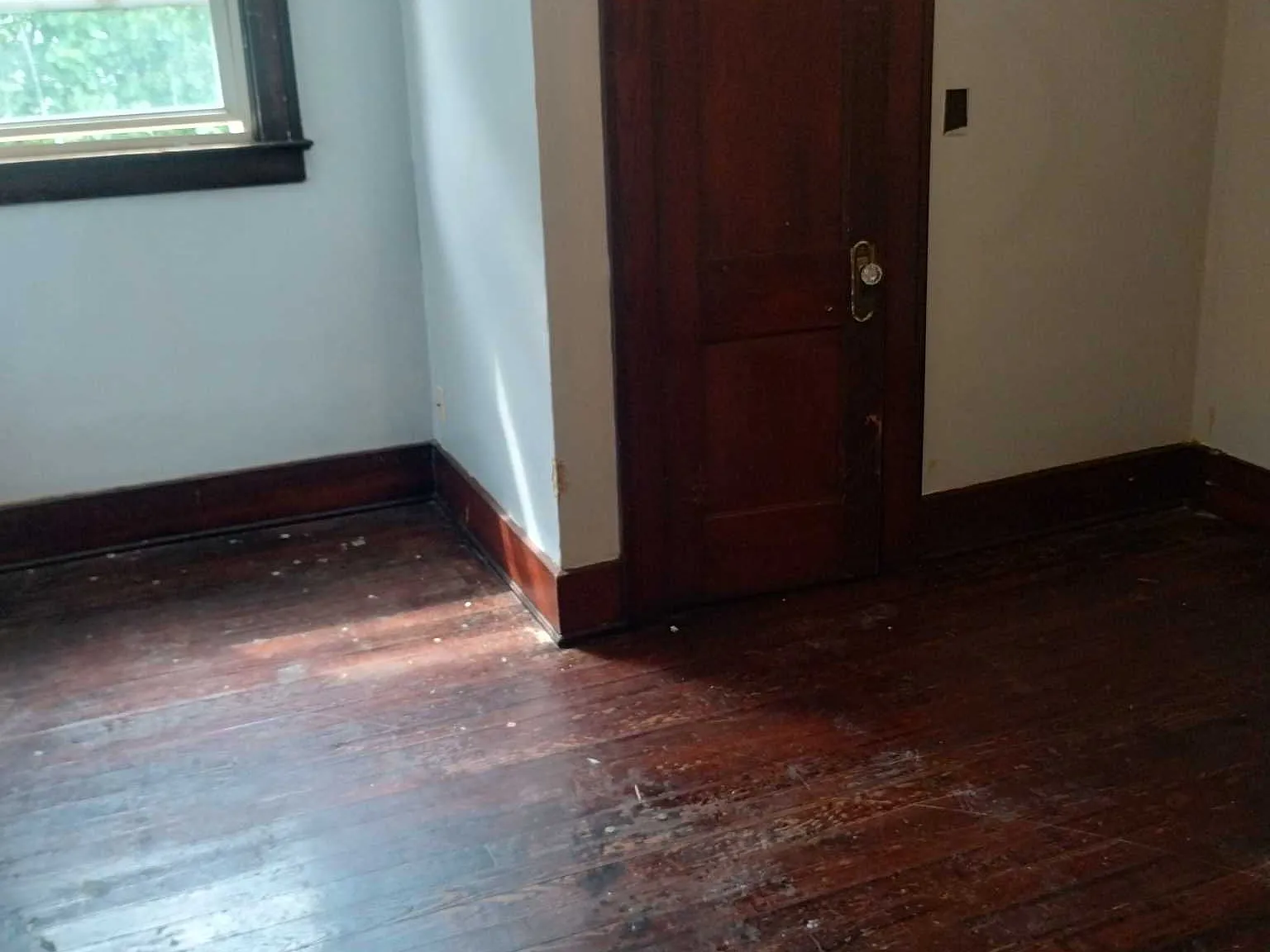 3 bed, 1.5 bath, 1306 sqft, $1,150 — Photo 3