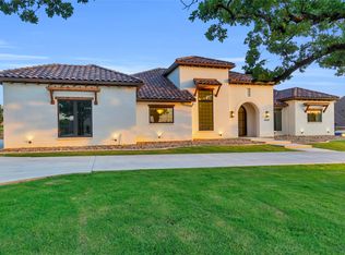 4020 Highland Oaks Ln, Cleburne, TX 76031