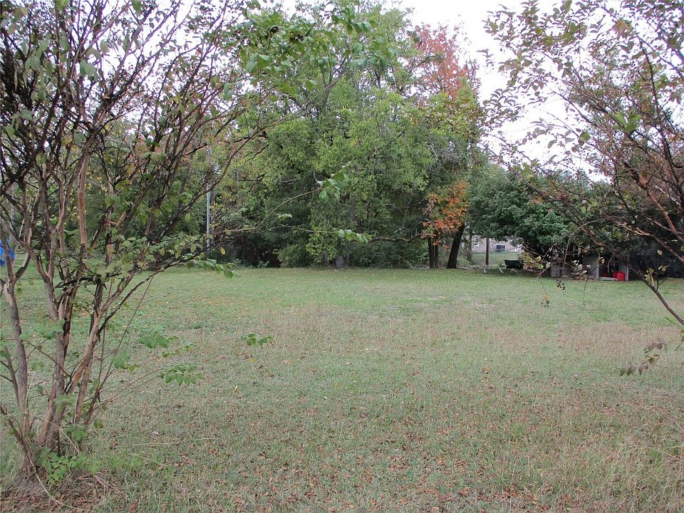 1st image of Oak Leaf Trl
