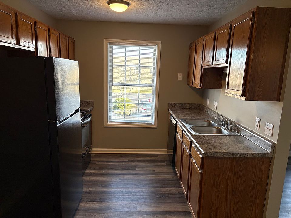 1st image of 1041 Brandy Ln #10