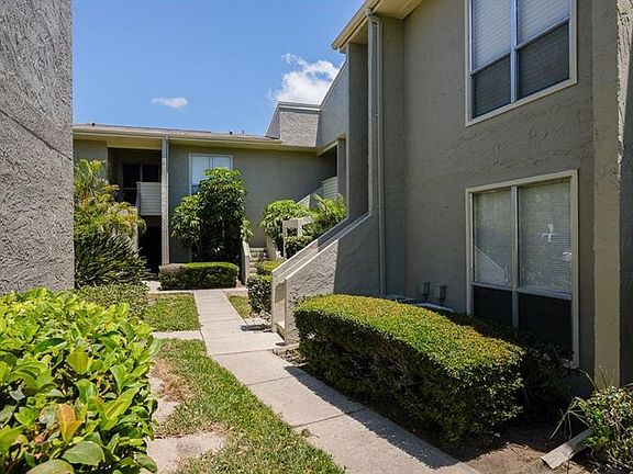 2nd image of 410 Windrush Bay Dr #204