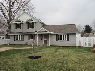 664 Crosse Ave, Amherst, OH 44001