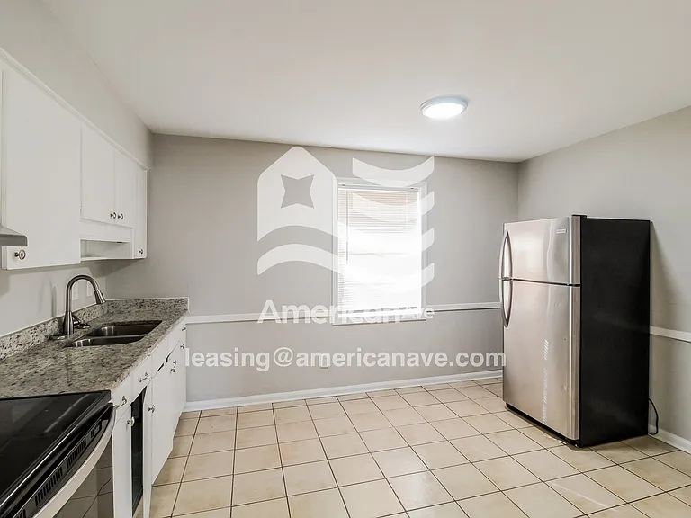 22470_005_wm_-_kitchen_13622030.jpg