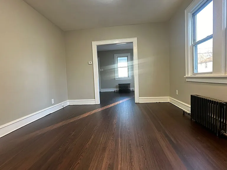 517 Brad St — Photo 4