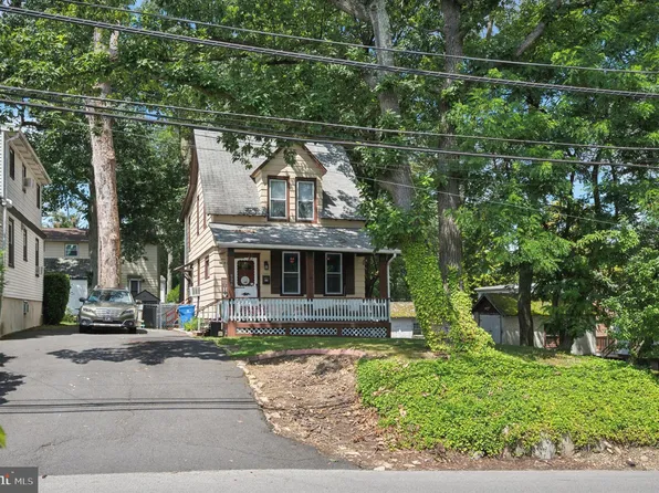 926 Bradfield Rd, Abington, PA 19001