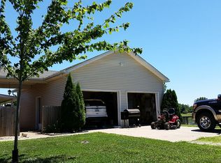 603 Middle Creek Rd, Elizabethtown, KY 42701