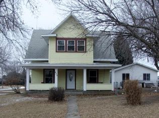 402 9th St, Unadilla, NE 68454