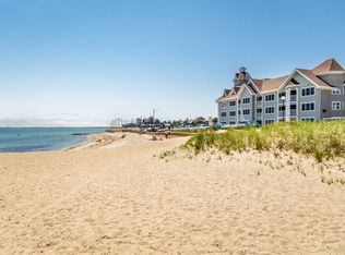 2 Pennacook Ave #204, Oak Bluffs, MA 02557