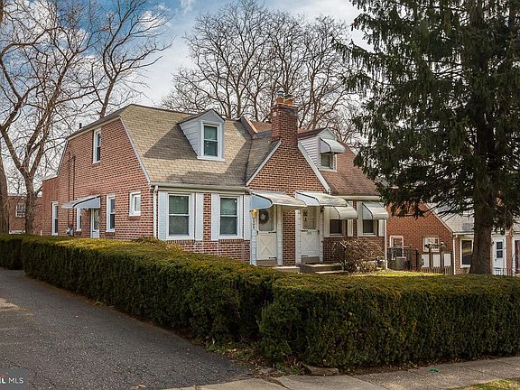 2nd image of 1239 Agnew Dr