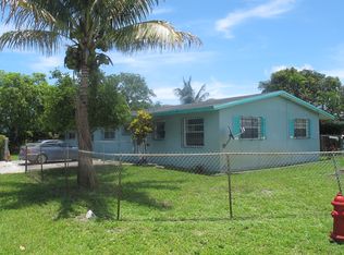 300 SW 27th Ter, Fort Lauderdale, FL 33312