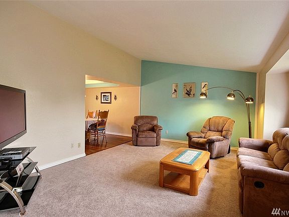 3rd image of 10132 2nd Pl SE