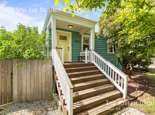 12025 5th Ave NE #1, Seattle, WA 98125