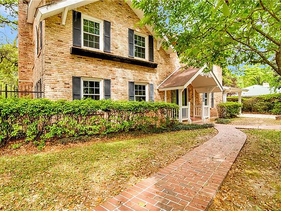 5th image of 906 Azalea Rd