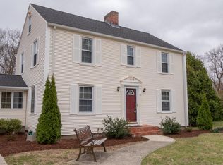 51 Summit Ave, Longmeadow, MA 01106