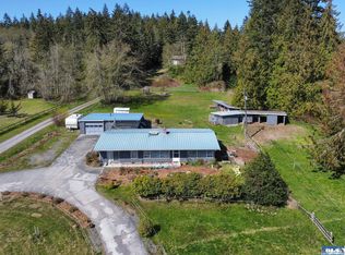 1002 Hooker Rd, Sequim, WA 98382