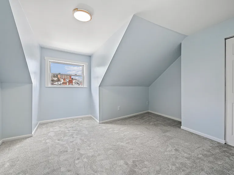 1107 Brabec St — Photo 23