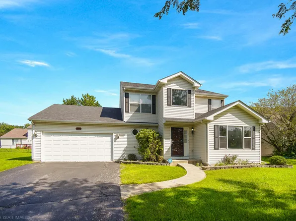 1434 Hawk Dr, Bolingbrook, IL 60490